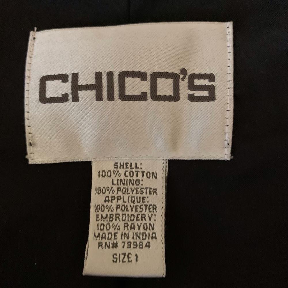 Chico’s multicolored quilted jacket size 1. - Picture 12 of 13